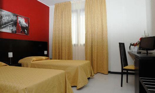 אוסיו סוטו Hotel Del Brembo מראה חיצוני תמונה